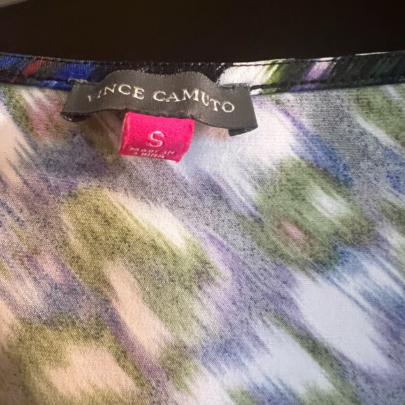 Vince Camuto excellent used condition multi-color cowl neck top - Picture 2 of 4